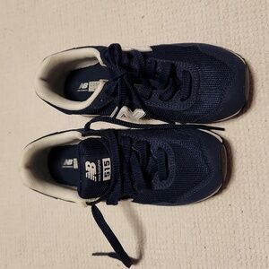 New Balance 515 big kids lace-up low top sneakers sz 1.5